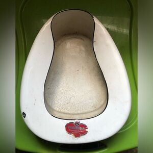 Columbian Enamelware Bed Pan